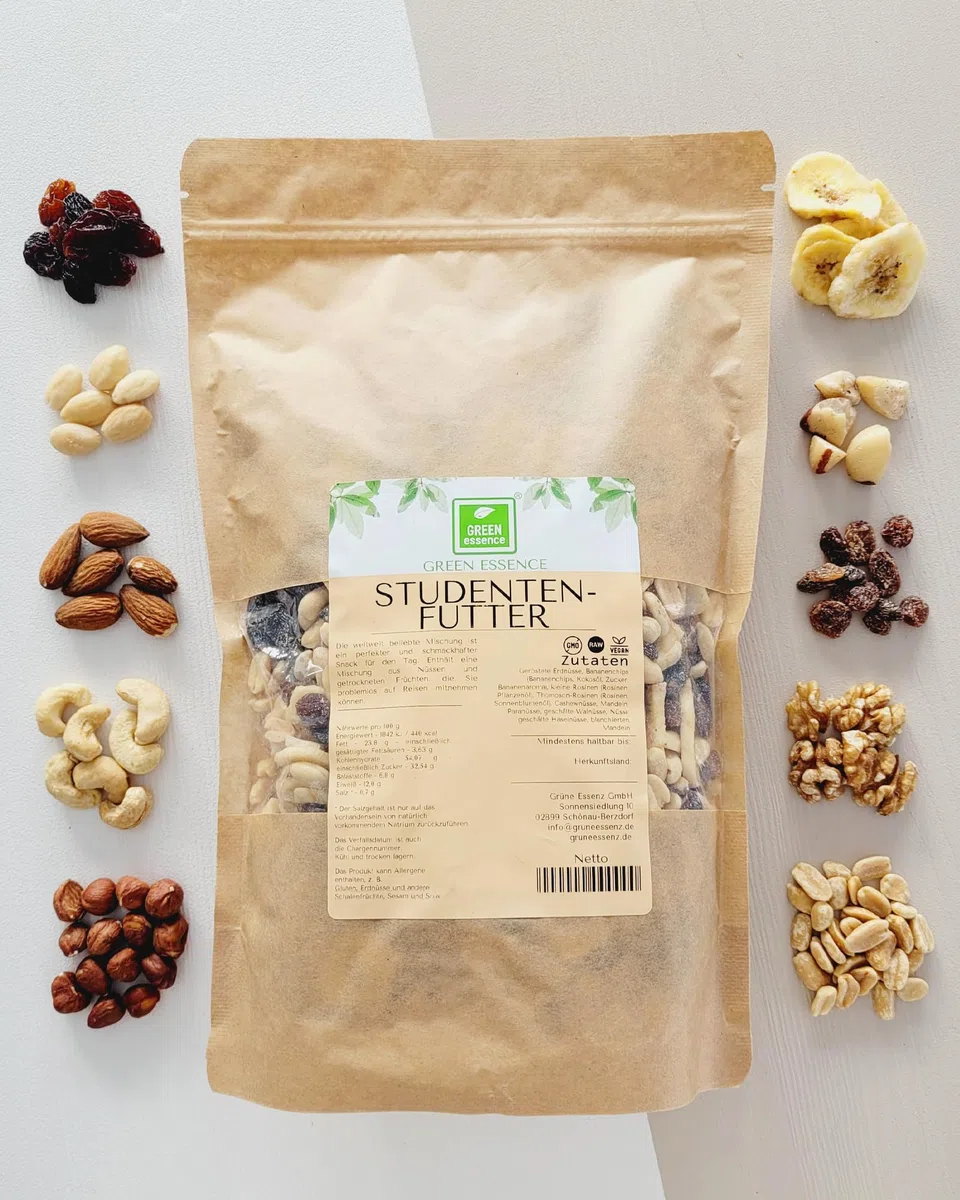 Studentenfutter 1kg von Green Essence Fertigsnack mit Nüssen: Paranüsse Walnüsse, Haselnüsse, Cashews und Erdnüsse, Mandeln, Bananenchips und Sultaninen