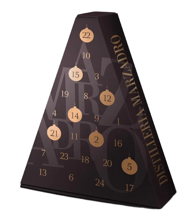 Marzardo Adventskalender / 17-45% vol / 20 x 0,05 l & 4 x 0,10 l in Dreiecks-Box schwarz
