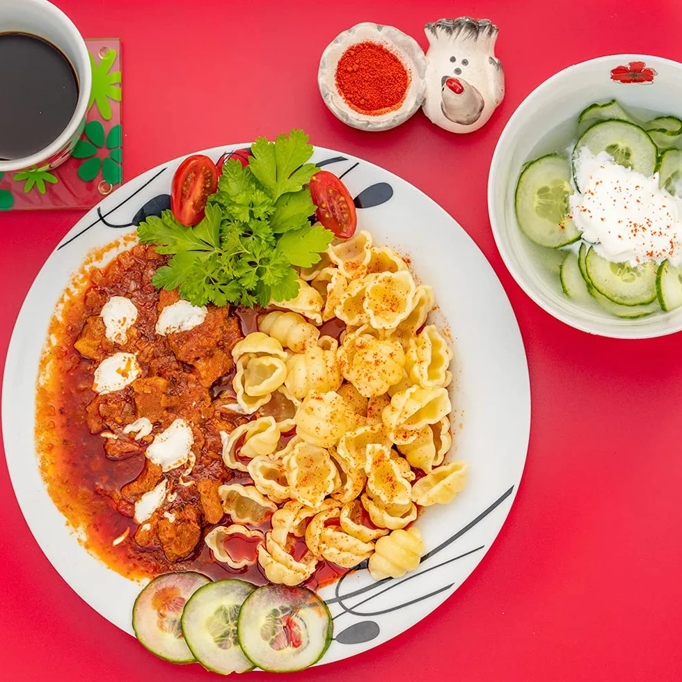 Menol Spices Original Ungarisches Paprikapulver Edelsüß 200g - Manufaktur-Qualität aus Szeged, 100% Ungarisch, Handabgefüllt, Tiefrot Aromatisch Mild für Gulasch