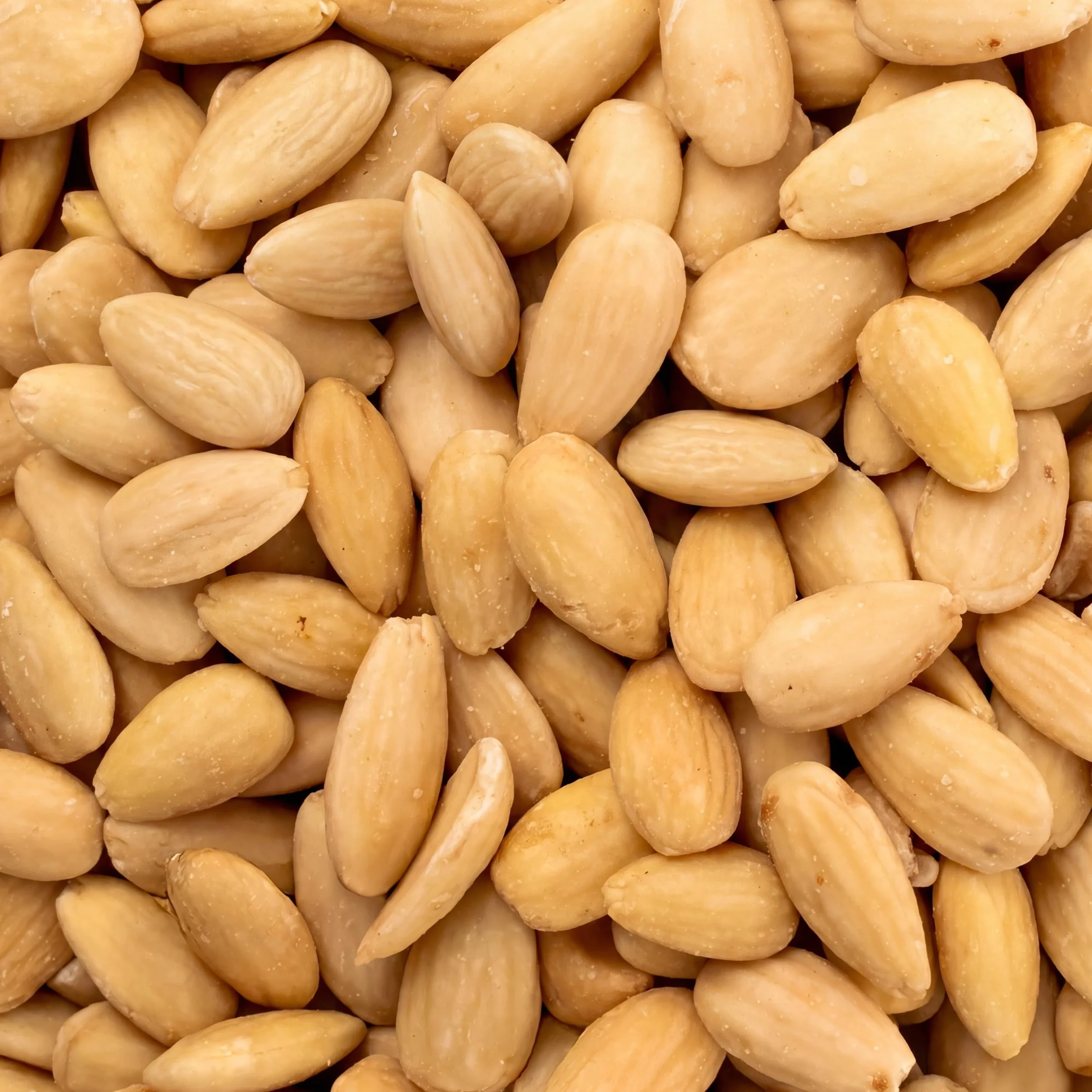 nut&me Blanchierte ganze Mandeln 1 kg | Gentechnikfrei | Roh und nicht pasteurisiert | Ungesalzen | Keto | Paleo | Koscher | Bulk, |Reich an Proteinen, Ballaststoffen